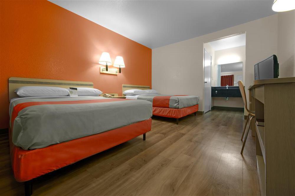 Motel 6-Portsmouth, Nh الغرفة الصورة